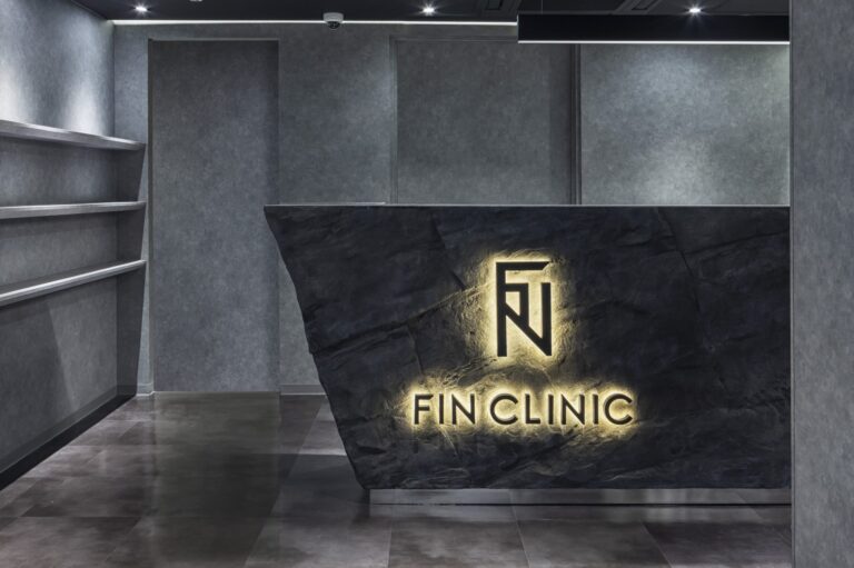 【大阪・常勤】泌尿器科／男性器治療｜年収2,500万可｜美容未経験OK