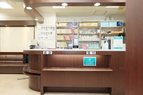 【大阪府大阪市淀川区】ササセ皮フ科 塚本本院/美容皮膚科・形成外科・皮膚科/非常勤医師/日給3.9万円/給与交渉可/定時勤務/女性医師歓迎の写真