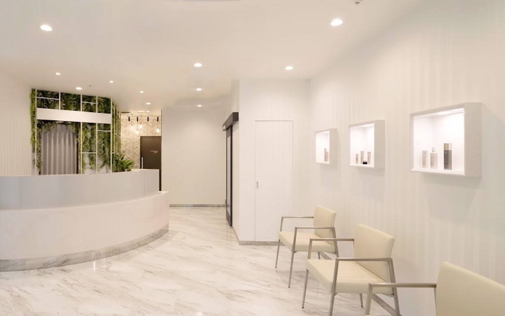 名古屋｜年収3500万円可｜管理医師｜美容外科｜経験に応じ高額査定の写真